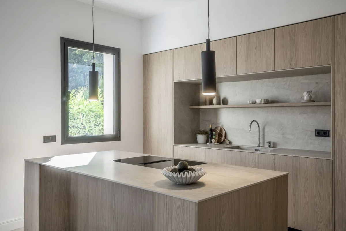 c7d3d47f-75a3-4d0d-9fdd-8ed492901c02