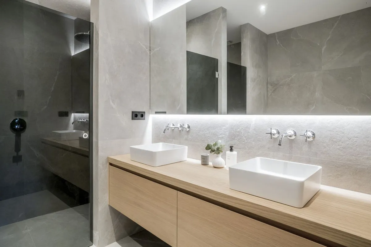 fe05fb92-1bec-416a-8bca-87d7bff9b8e5