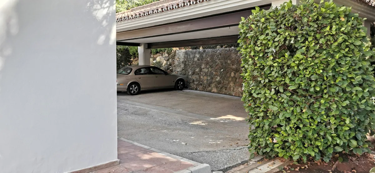 be6d9710-54ba-4636-8b54-ce171578a229