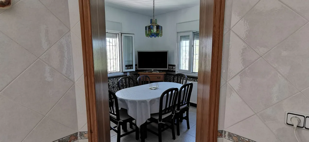 e1d7189e-be1f-40a5-8788-696d0e33187e