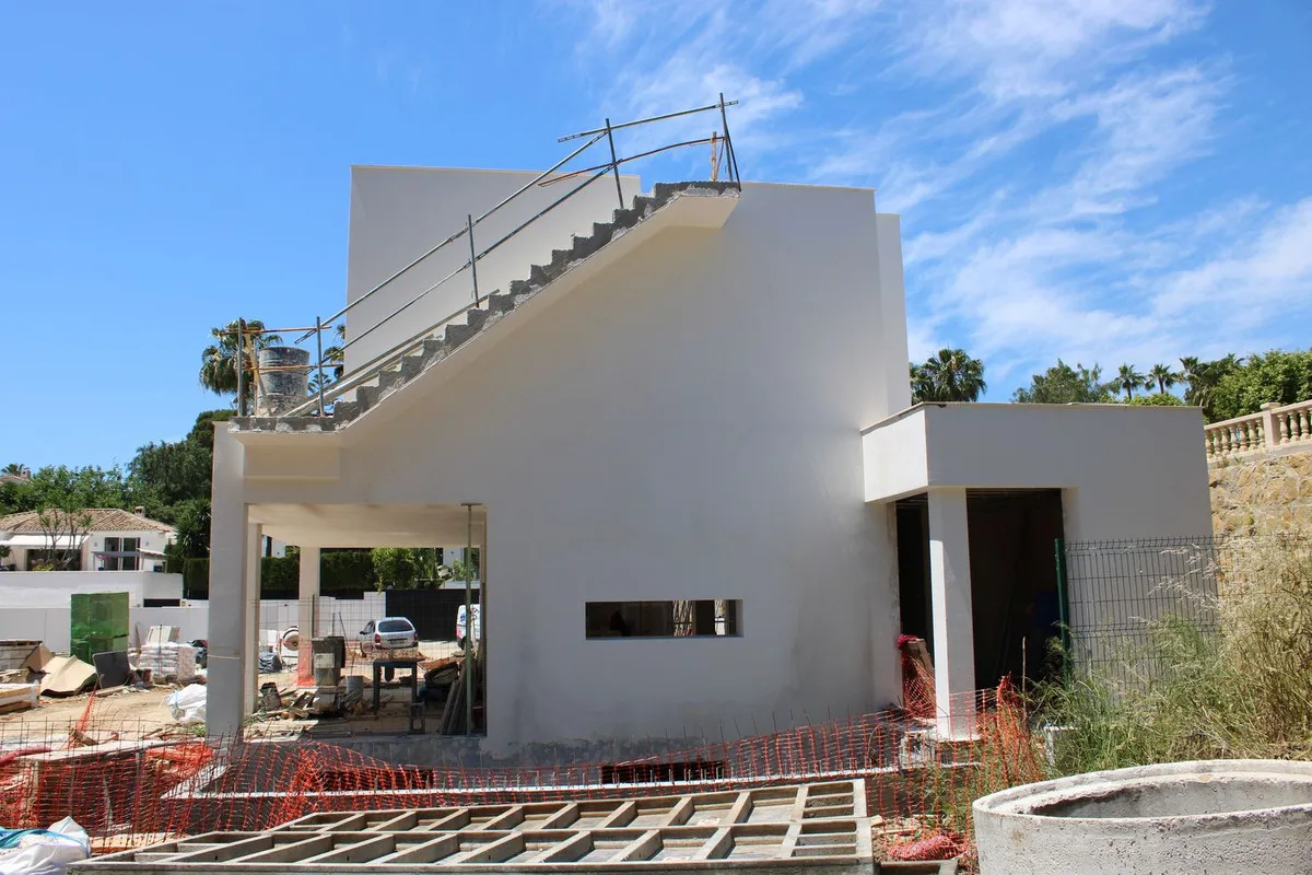 8c23048f-3be9-425b-b21f-53d0b2e41b91