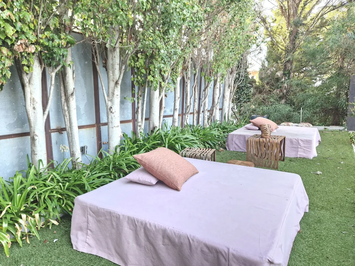 111a3735-7694-45d2-a09b-94033eba5379