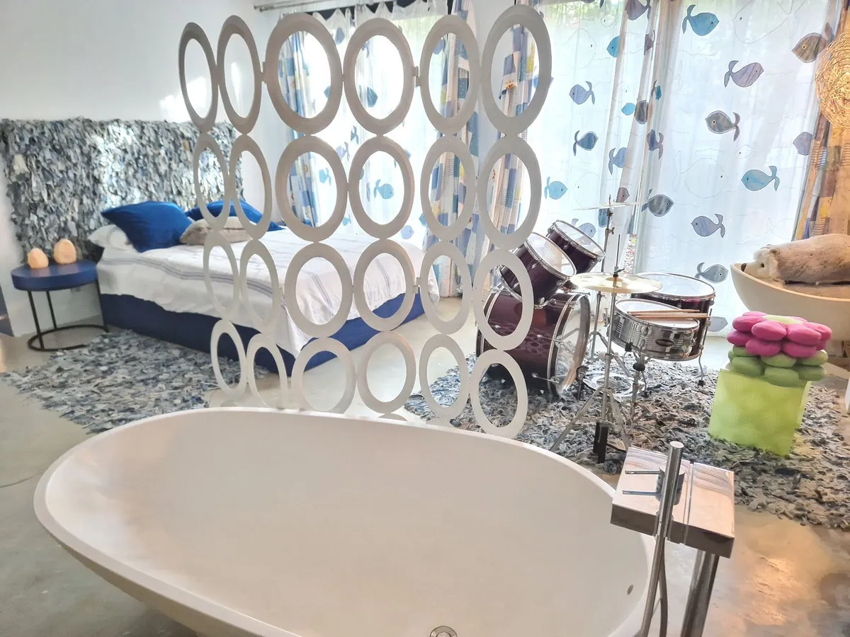 35722fb9-ab8e-48b4-a264-f71b5217bc6e