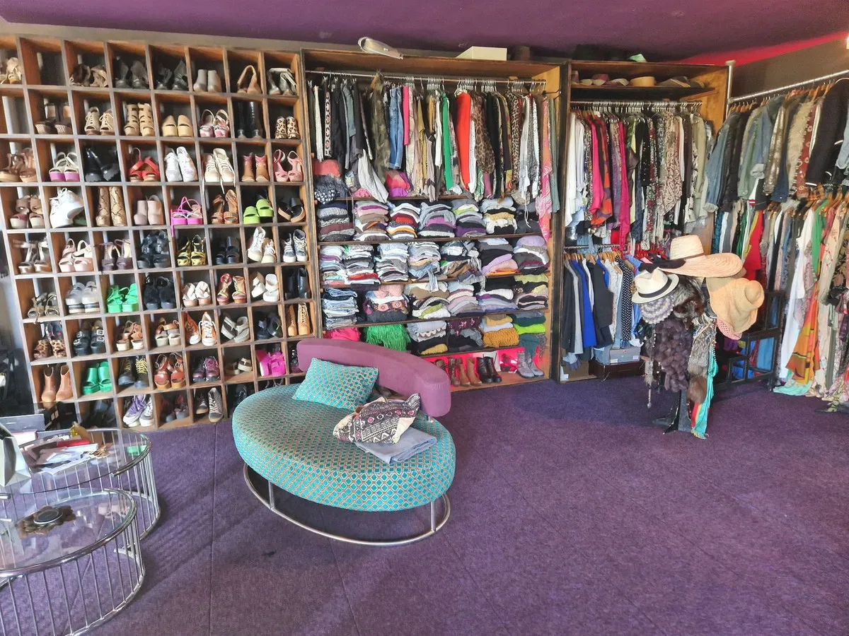 69732f4b-b0f6-4f58-9849-e5071a266892