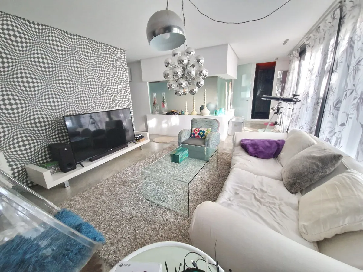 9cc26b52-6006-4c7c-a78b-dc4f9795f74f