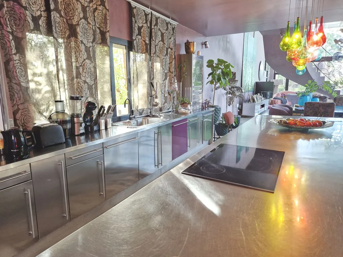 9ccef5c4-3236-4e07-b50c-dee536e43b48