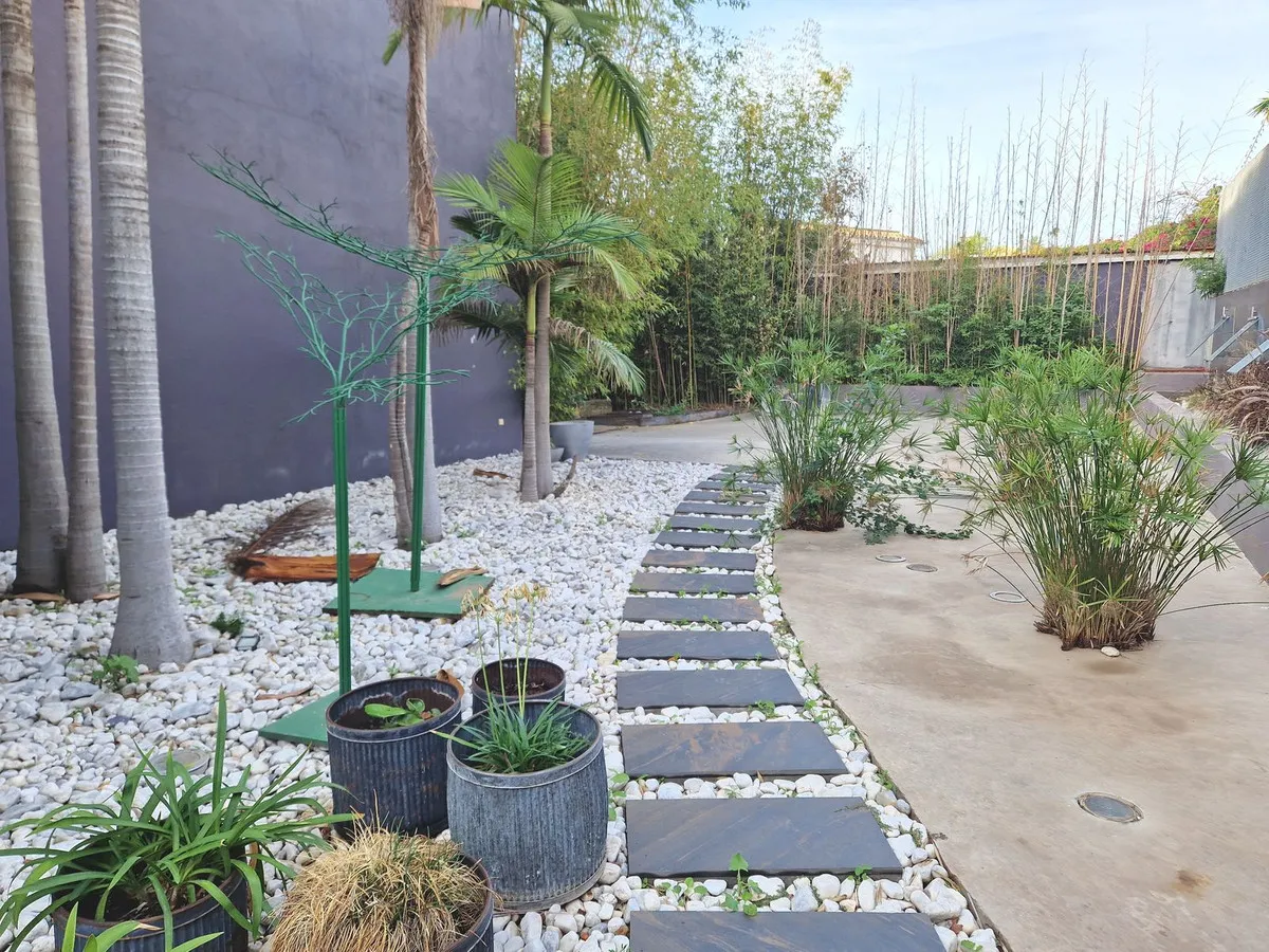 a663aa47-2dc3-4da4-8ee1-33d468c14fb8