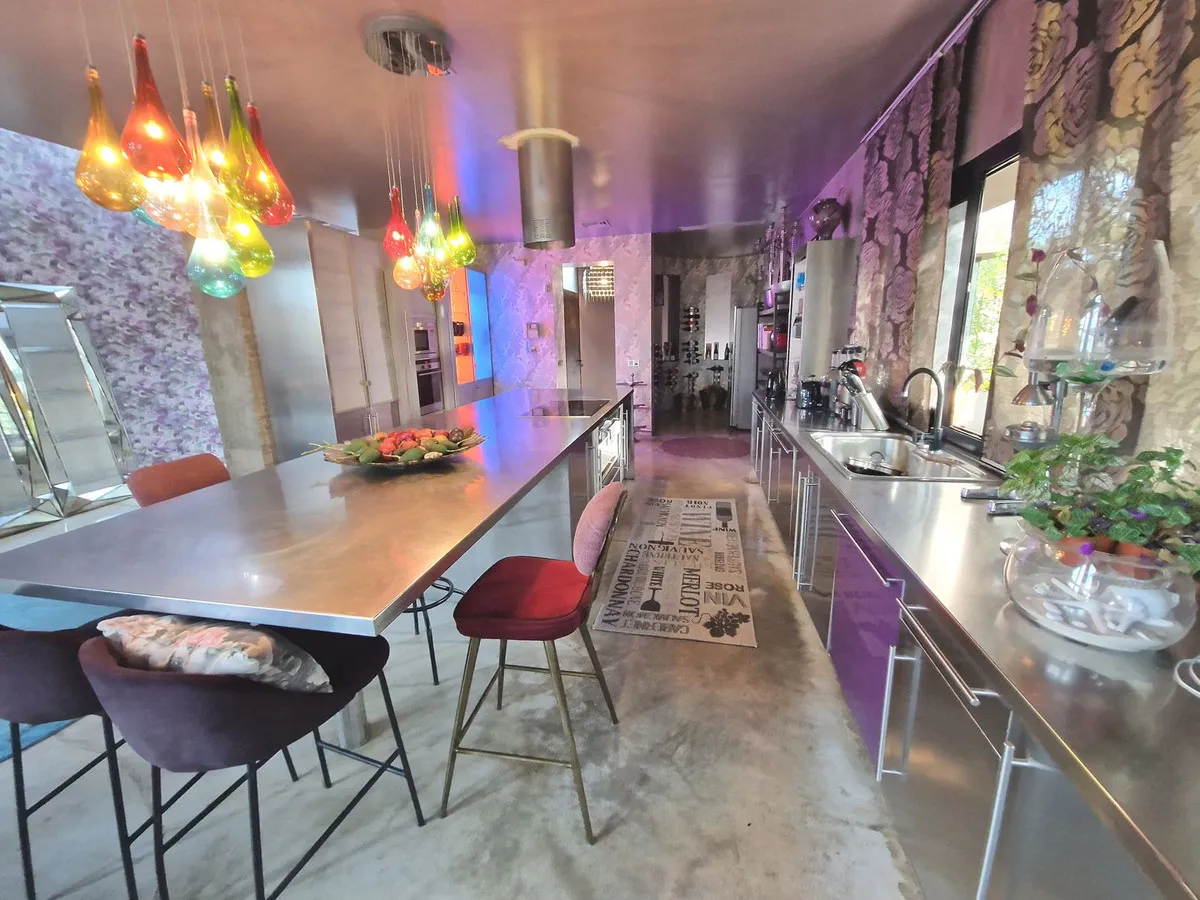 f390f811-8e2c-494e-b9c8-32fdcd5b1781