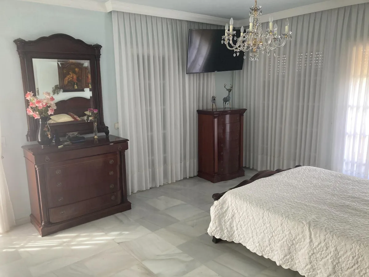 64d53f6c-fcd4-4edd-8de7-b9b68a631c60