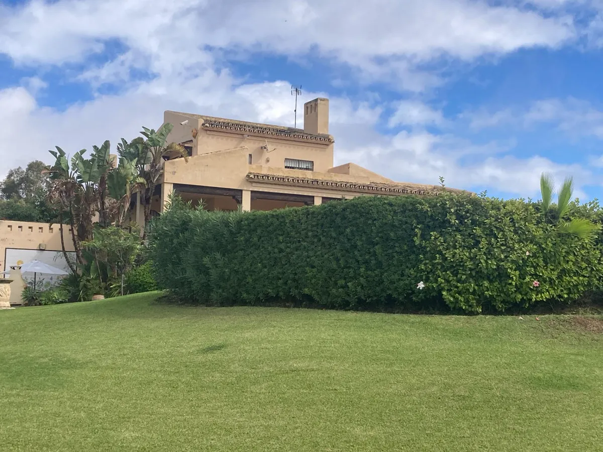 68509b3b-7351-49b6-9750-c2de146b60e2