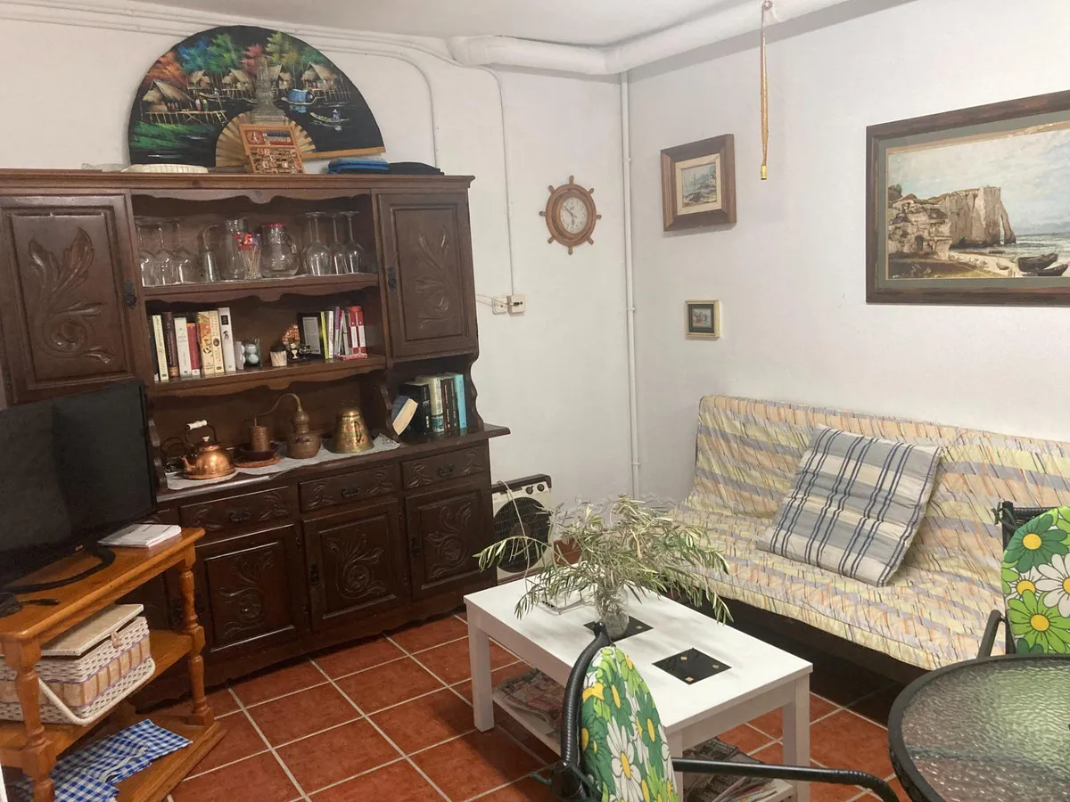 6b6be5e1-d739-4a67-9528-821233fc0c1f