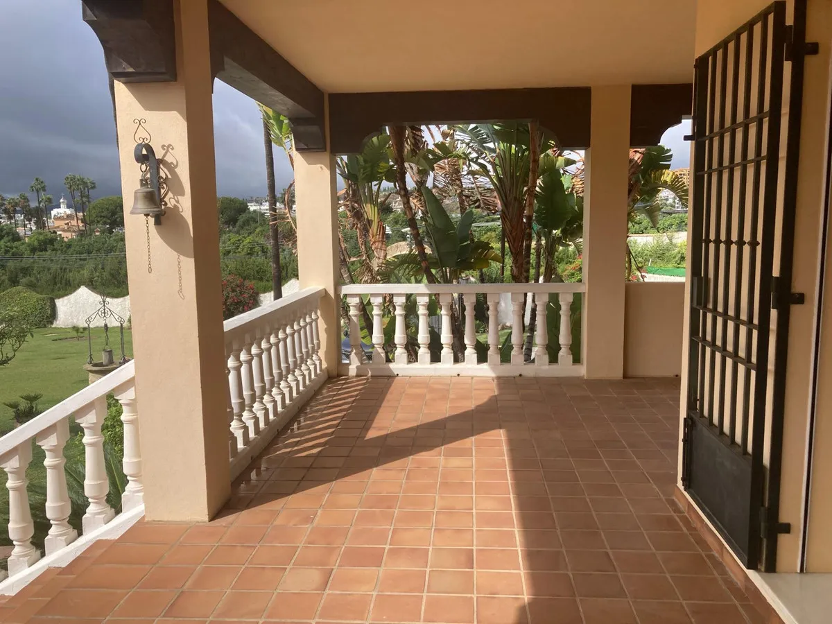 ddc31f58-4d0a-4214-a714-c063b888c727