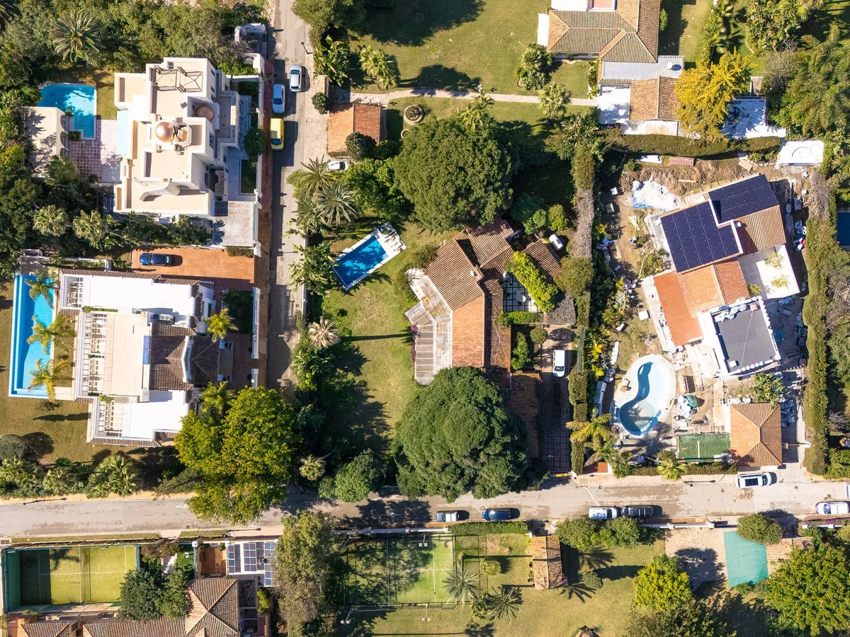 99f647f4-48e7-4c9a-9e5c-accfd3fc80f0