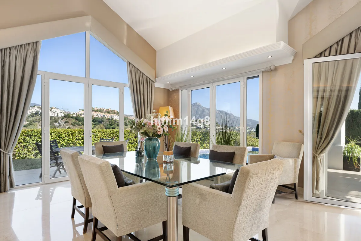 a5f4909c-1ccf-4078-a49b-589ca1b99315