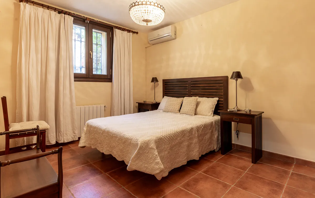 0595a044-e821-4e44-a6e0-c13415e6c9f9