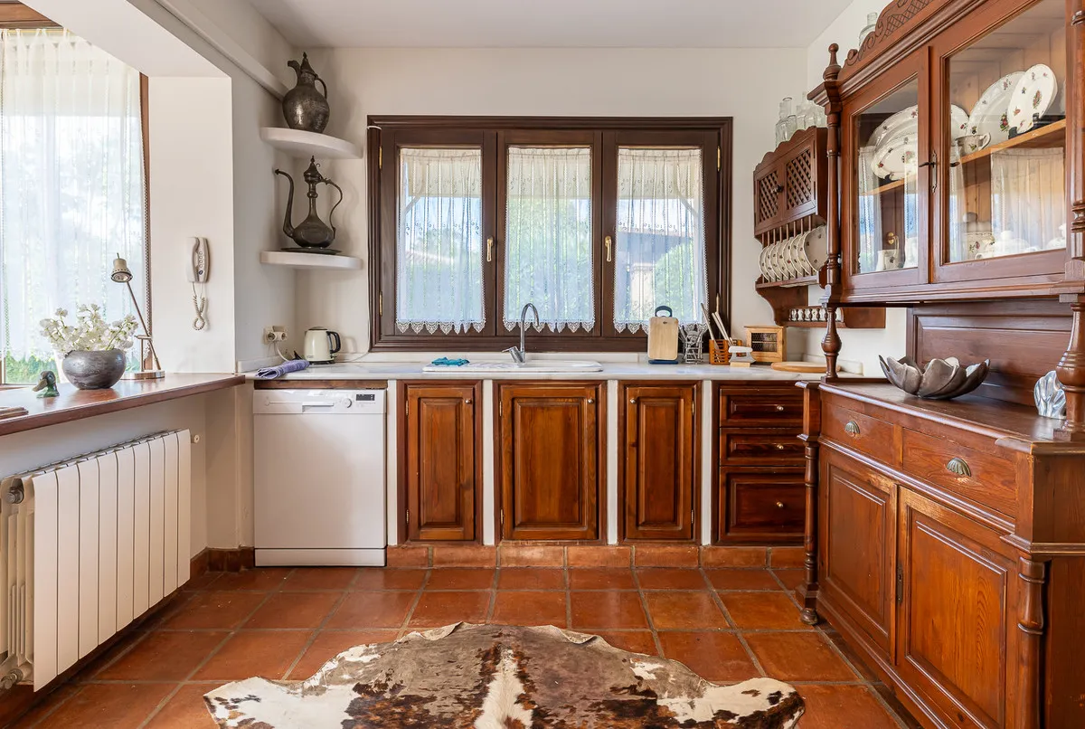 472b0891-47c1-439e-ac7b-cc67998197f3