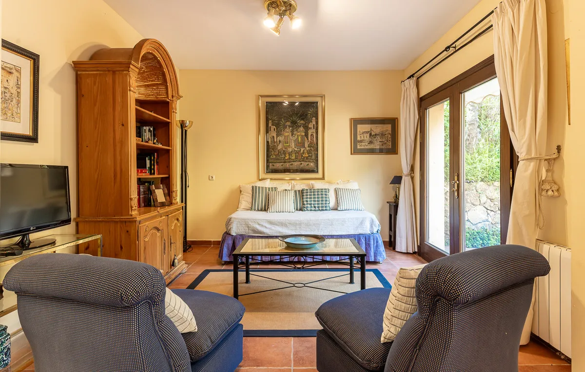 81a36877-8a2e-420a-bb94-9ed2d5ac386d