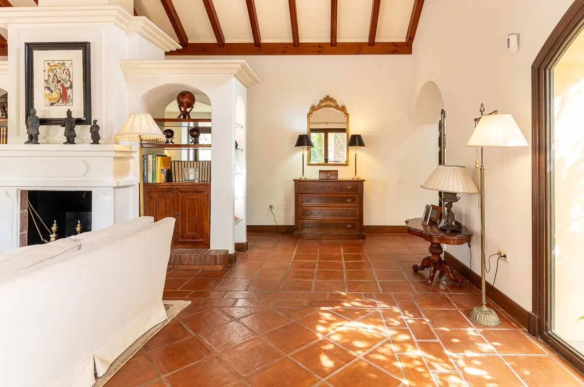 a31535f8-ad2b-4574-bb26-2cba33005b3f