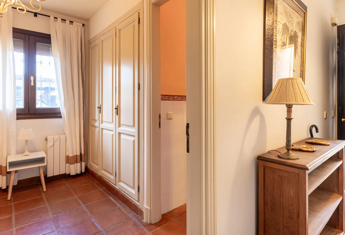 bc1f2312-42df-46f7-b93c-357febfe58e2