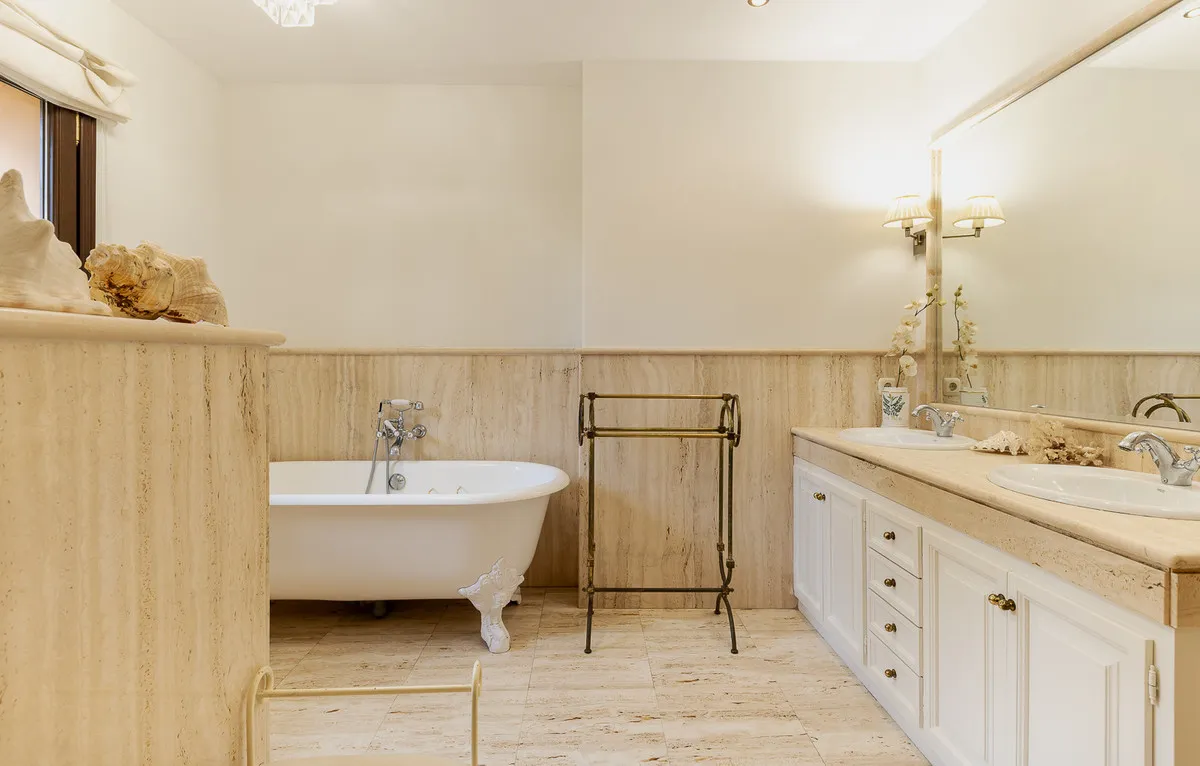 deb392fa-5dcf-4b52-af4c-d28f9216d0a8