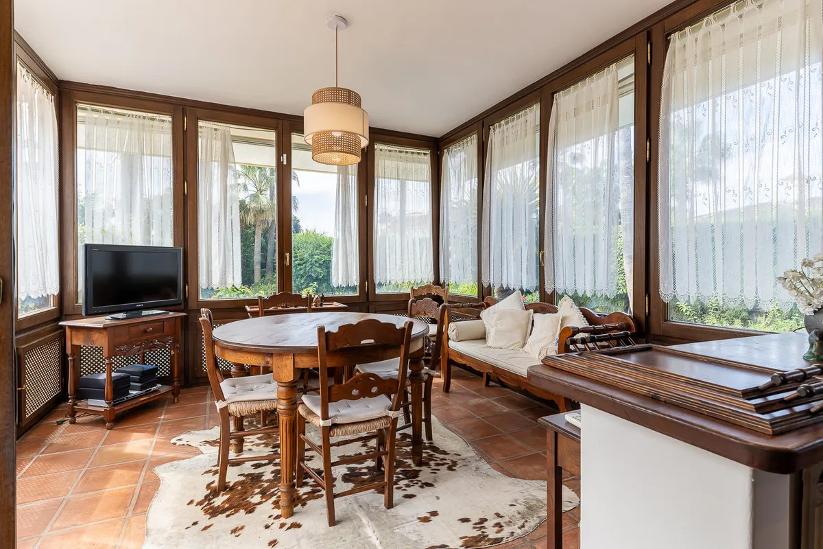 dfa7e4a4-b032-4fd2-9cfa-f98c2799e8b7