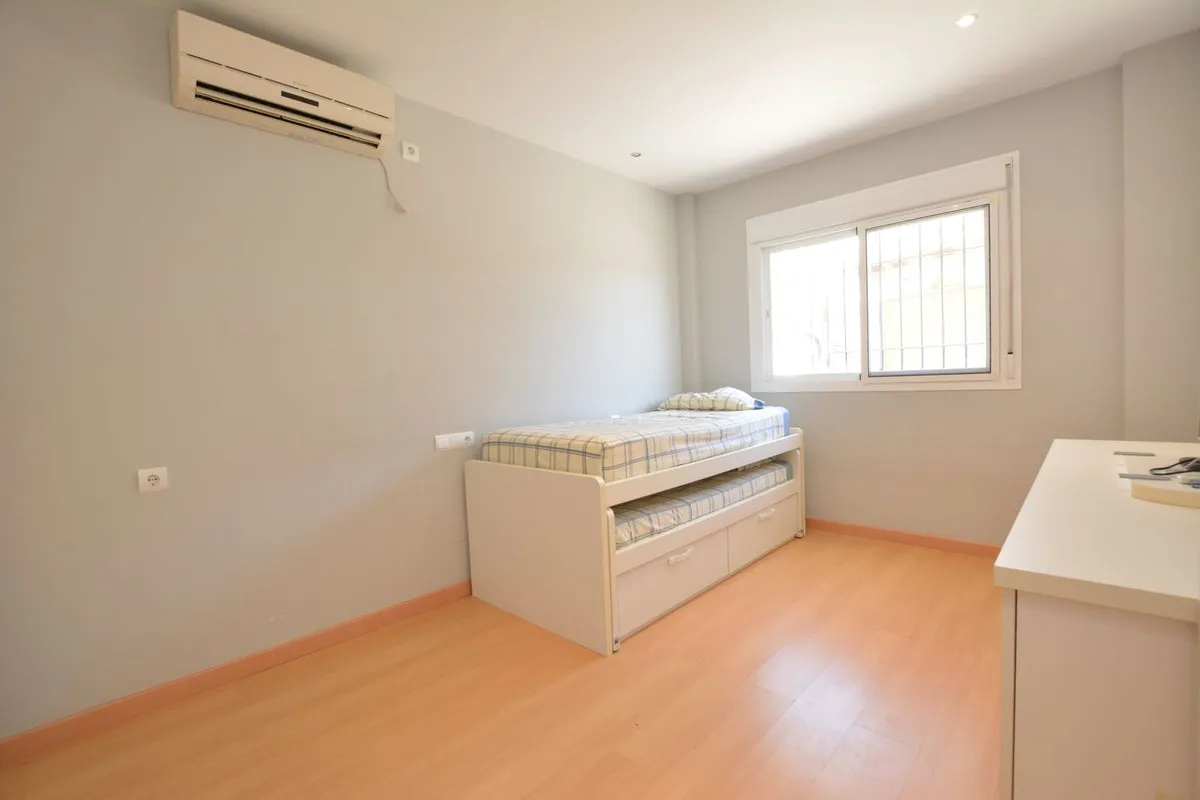 b275a712-97d1-4ea3-a7f4-133e9a070851