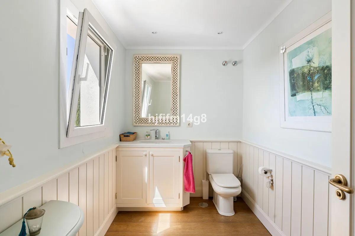 080ed21d-e090-4897-985f-a57cb88b1846