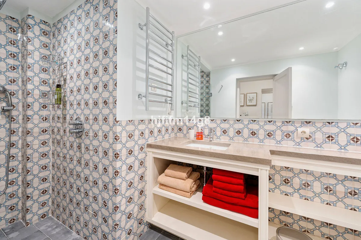 0ab52e40-cad7-4ae0-8307-6869d4f2d828