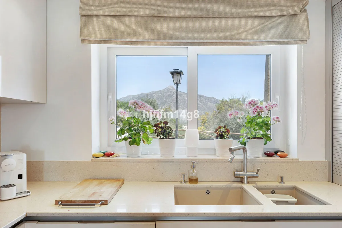 255cc7af-4d79-4865-84ef-0a0a503634c9