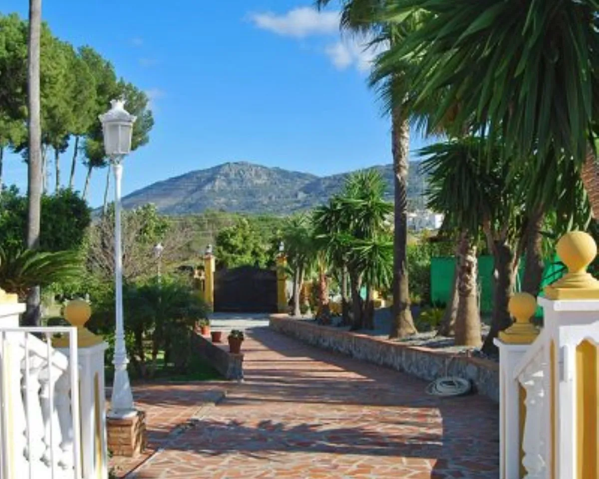 439d83e4-74b6-4f72-b80c-0c8f946ebe67