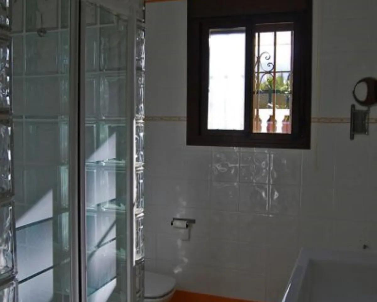 86326053-06f0-41d7-b51b-b6b6ec656788