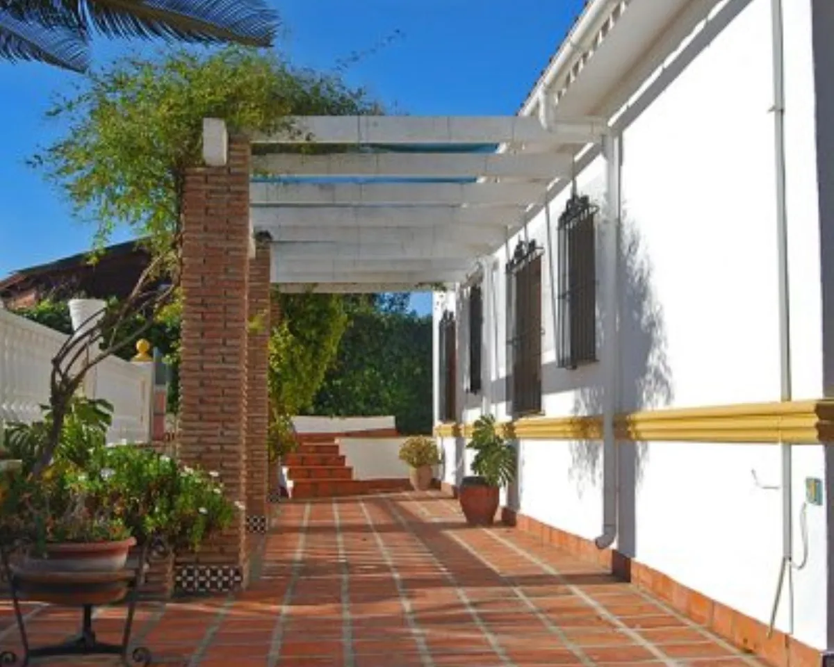 ede48515-70b8-4f8a-a60a-2b4a12831947