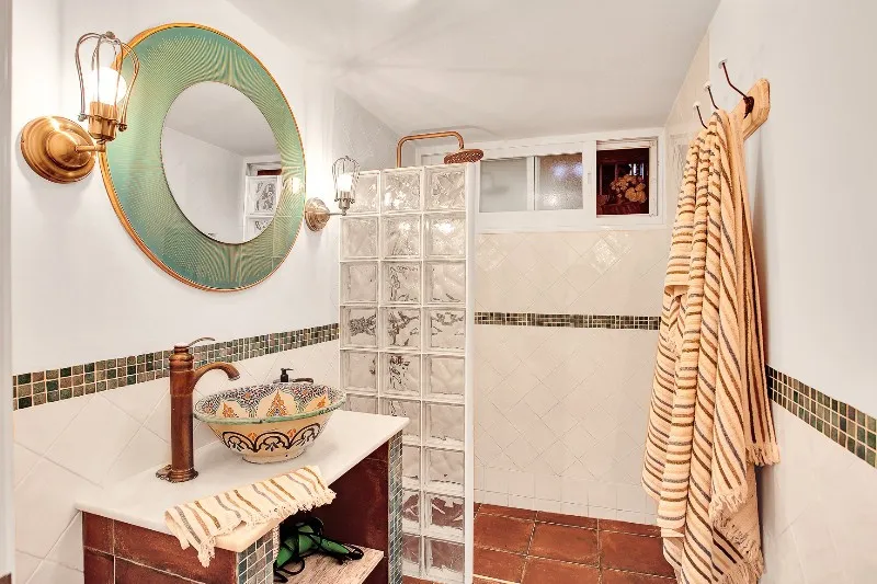 ac70c393-21a4-4d04-82da-40e8fb0cb475