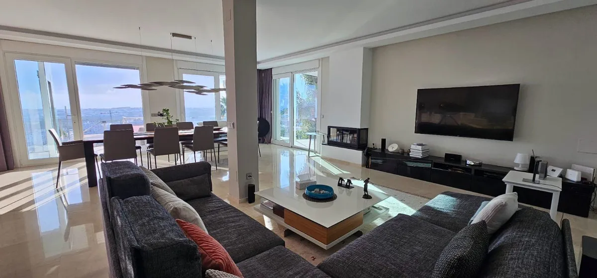 4ff30650-7cf7-4fd7-8c11-f2e07334cee5