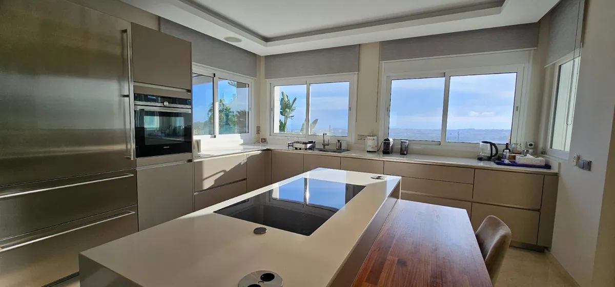 6e3ab35d-eb26-4841-9755-e91940dbc051