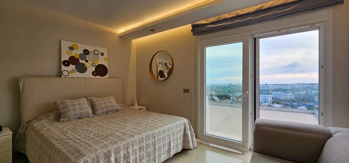 c3f6b424-1bef-4bb8-839b-411d8c10fdf1