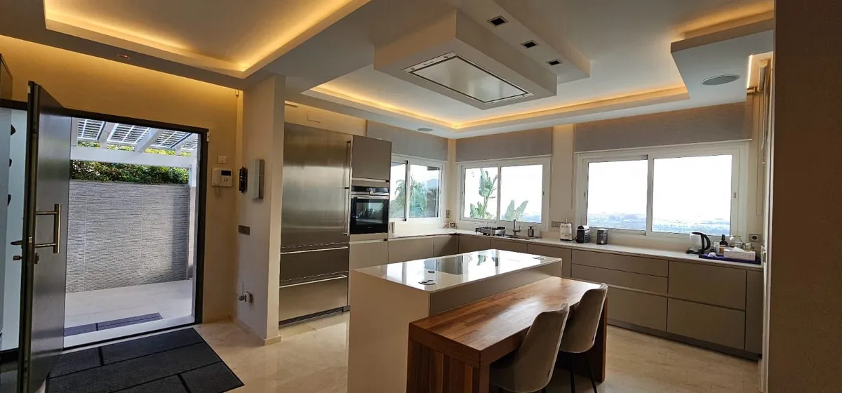 dd7fa32e-d496-4ce1-a413-abf10f04cd80