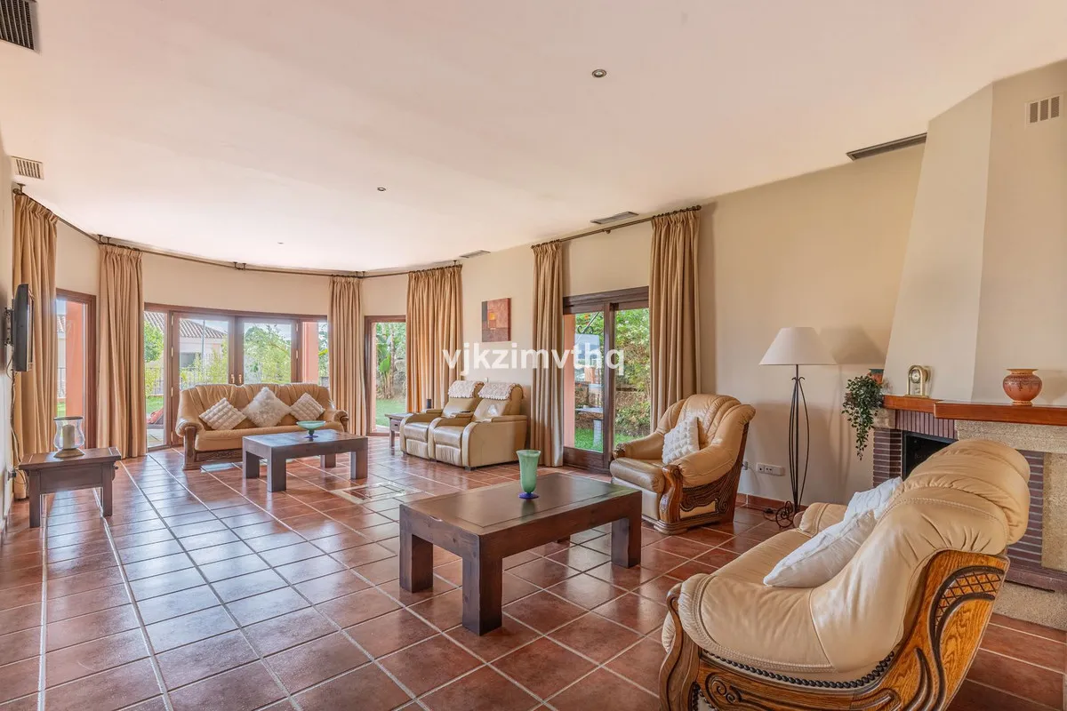 04a2b3e5-dff3-41ae-861e-3147c9203fbf