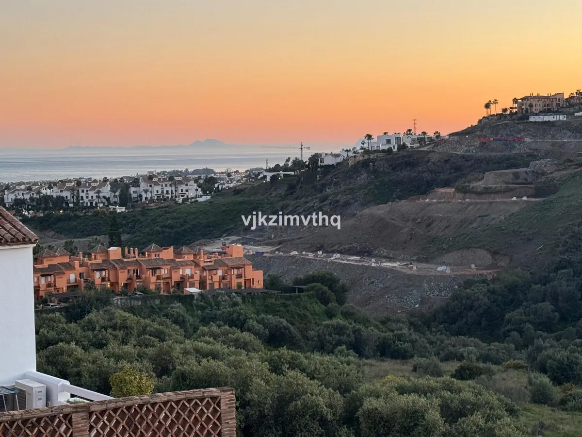 c06c3f55-e2e2-4c98-9b68-886539e4105c