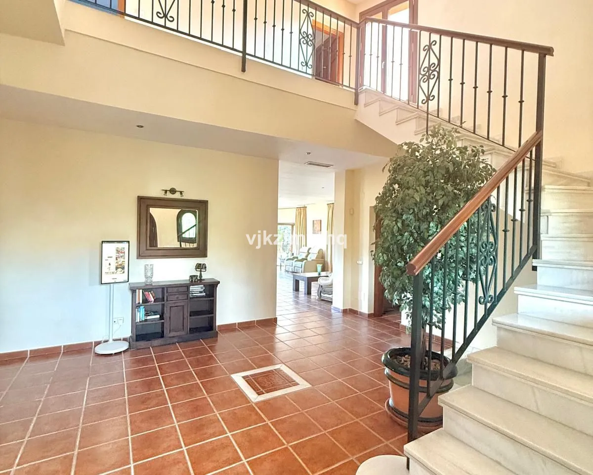 eb3e3d42-62ce-48b4-8c24-88a714d36f1b