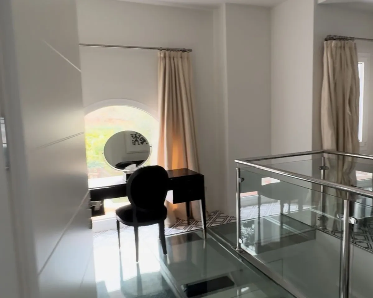 31bb33e3-7e1a-4b0c-81aa-c5180a18cdff