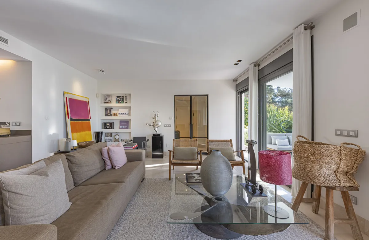 001a8f48-9bf5-4c3a-bb59-dfed7152d8b4