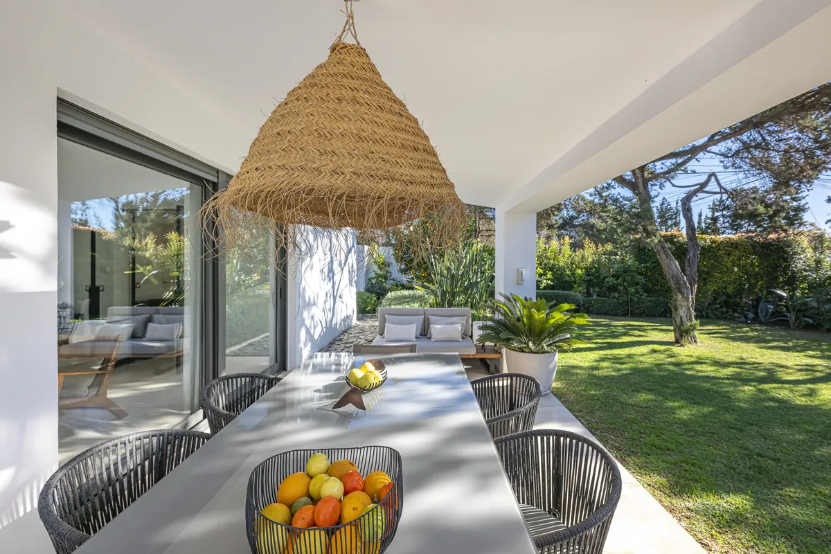 32613804-261d-4e8e-afdd-25e1328f4aff