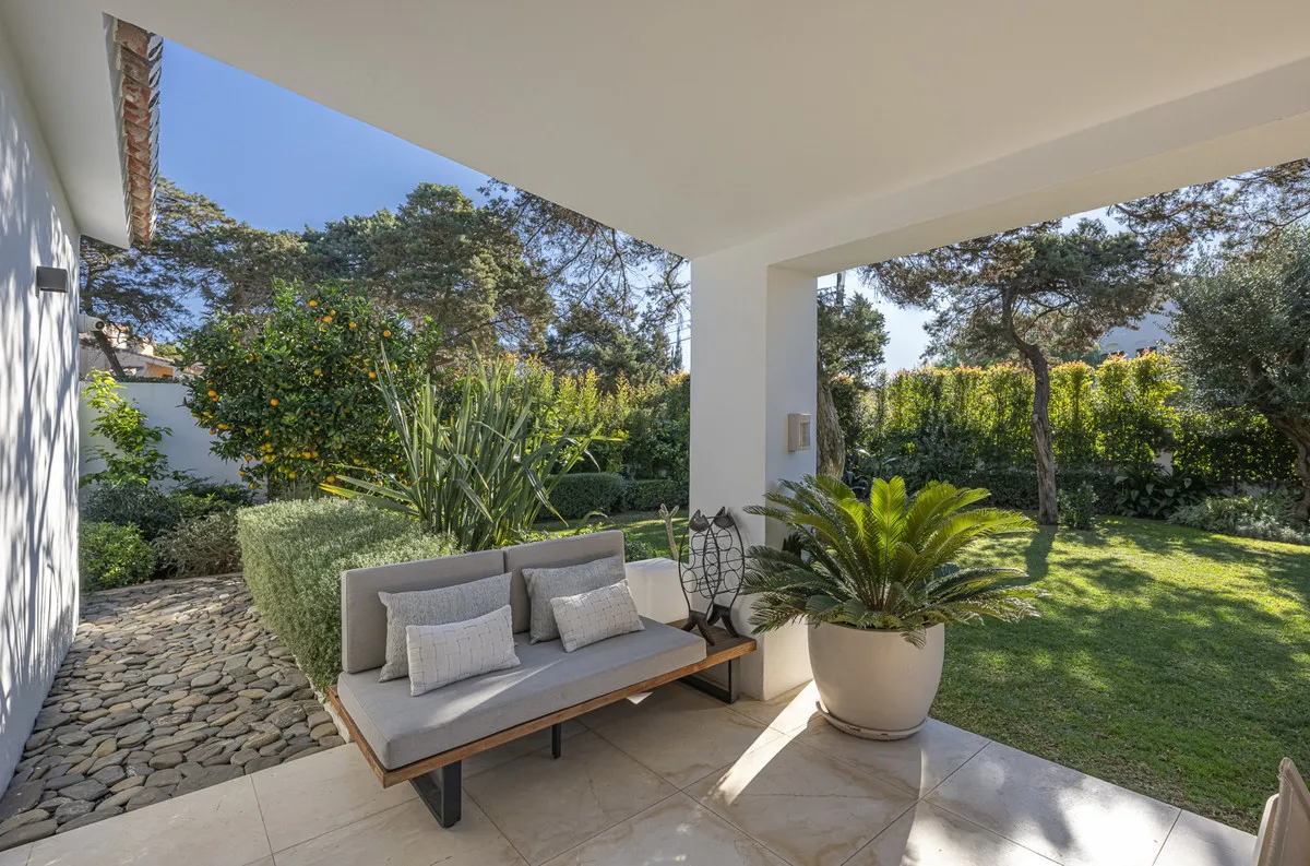 34fab4d9-04b8-4354-bc59-9271a2e89eae