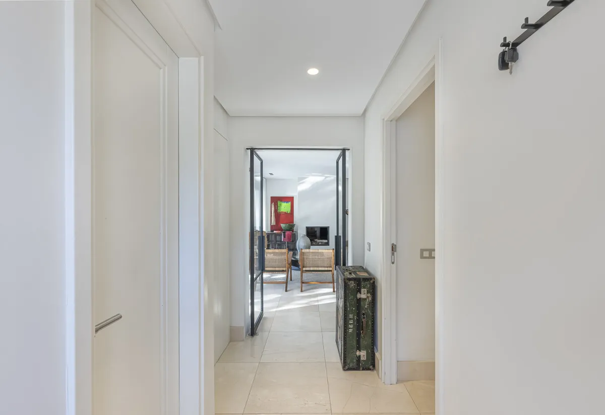 9309c517-0781-4f5e-a56d-711fd4513a87