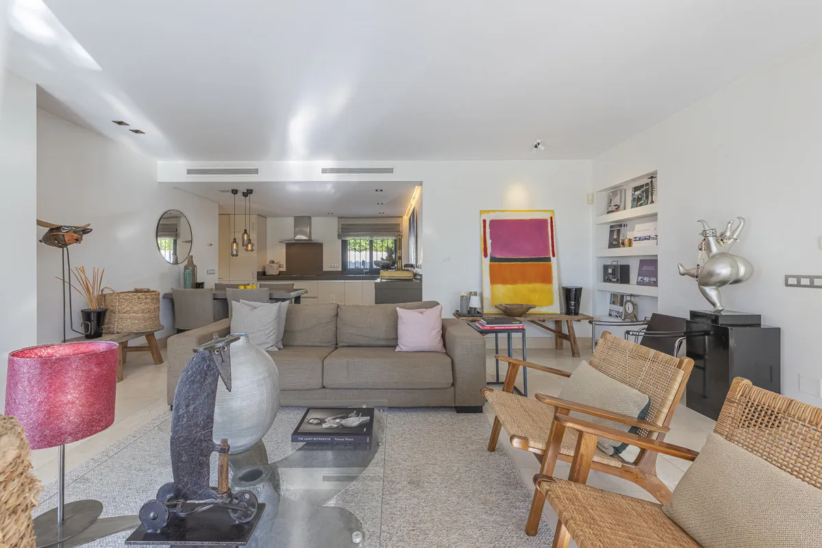 aced7167-f82e-43d4-aa10-028b5b47352d