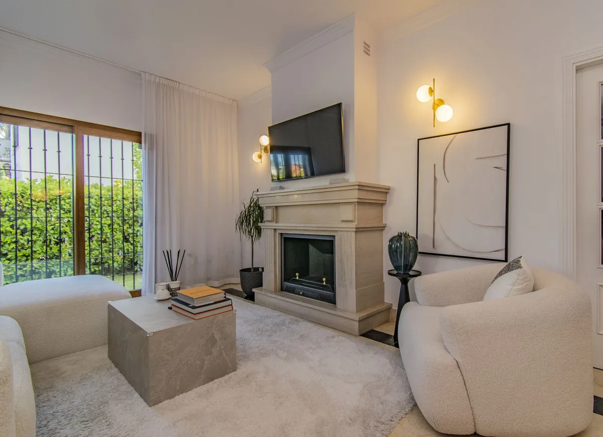 c4b9314e-9616-437c-9c12-3b1bac27ed62