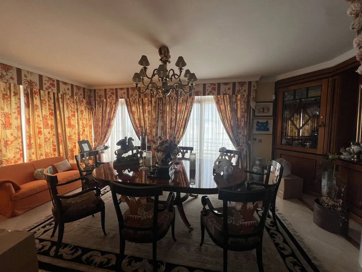 03d8a567-56f0-44db-8a94-e84d86a3069e