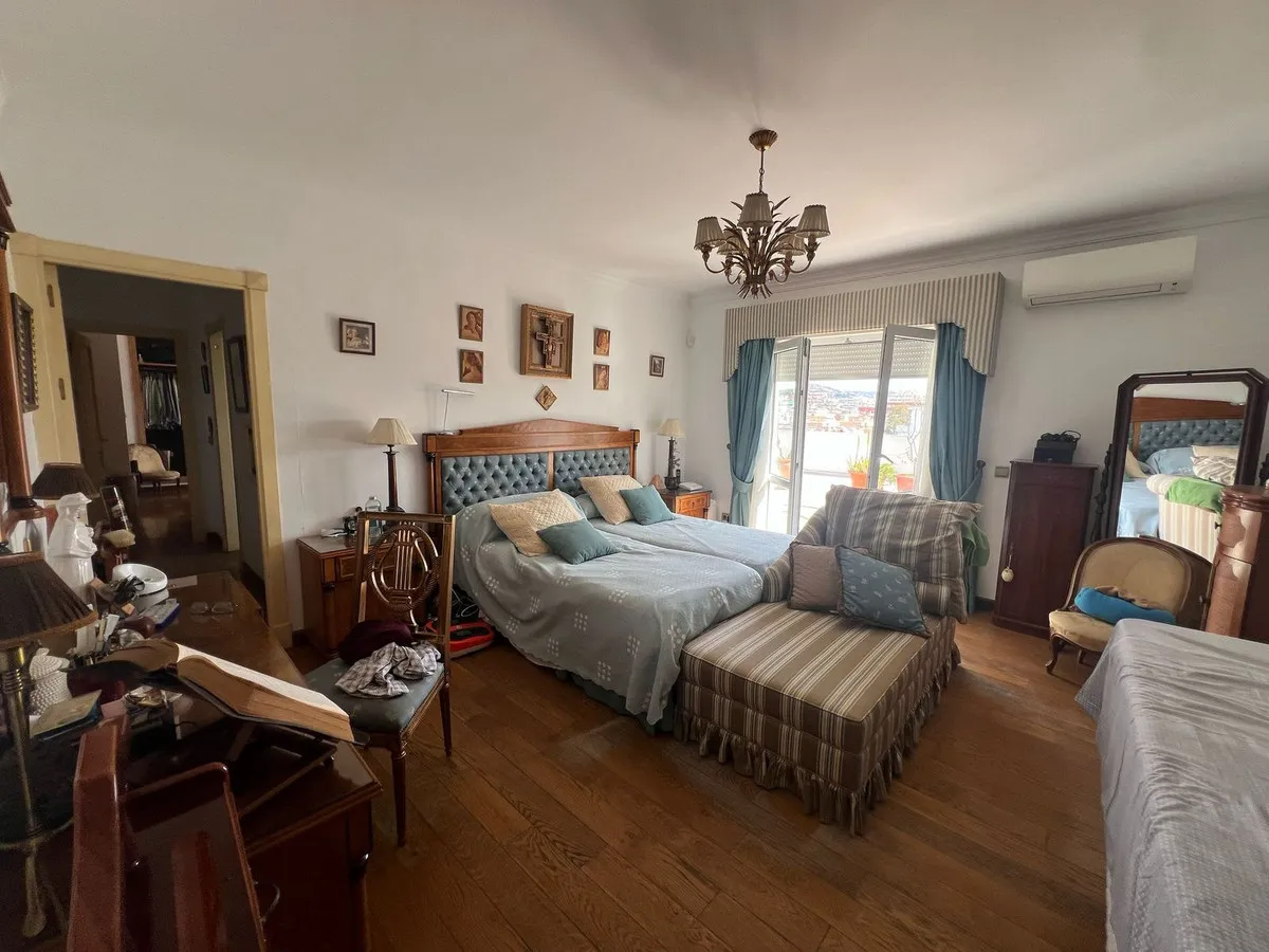 fd492eee-878a-4af1-aaf4-e73a9434ea81