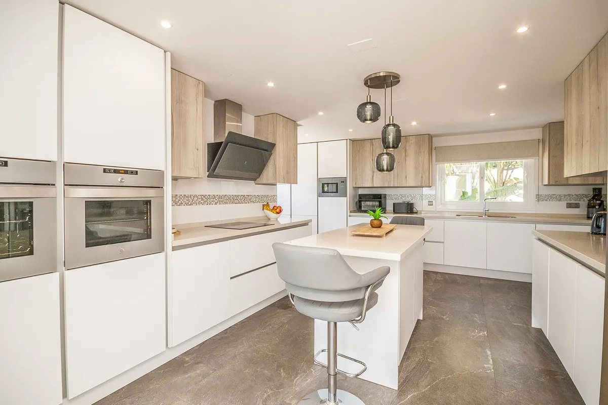 467fe4b6-dc09-4b57-9cd5-66d706b80199